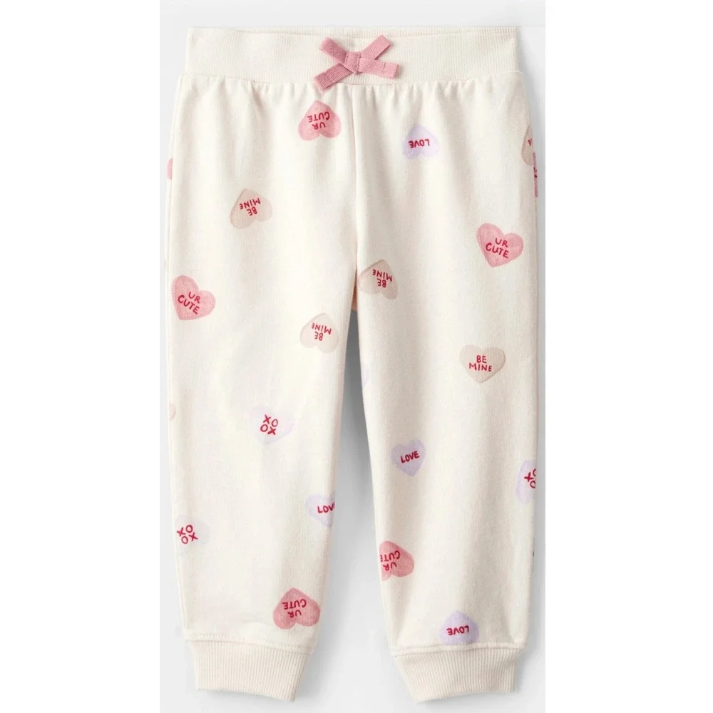 Cat & Jack Toddler Girls Valentines Day Heart Sweatshirt and Jogger Set Cream